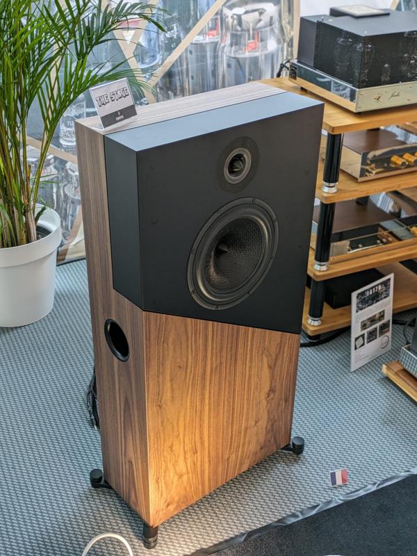 Новая акустическая система The Stage выходит на рынок!